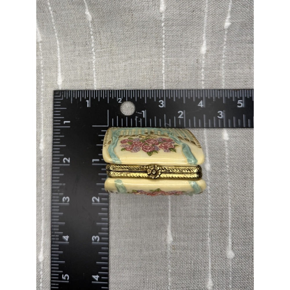 Vintage Purse Trinket Box with Snap Closure - Picture 2 of 9